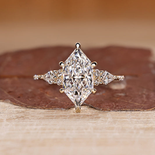 Dutch Marquise Engagement Ring in Muse Setting