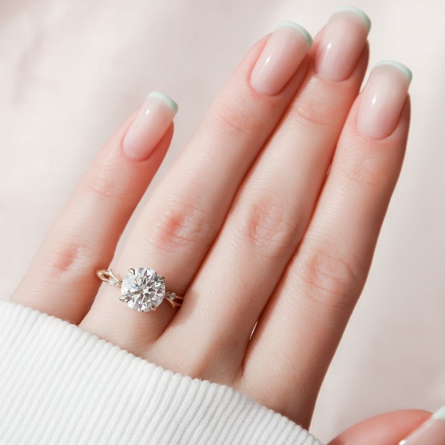 2.0CT Round Cut Moissanite Nature Inspired Diamond Engagement Ring