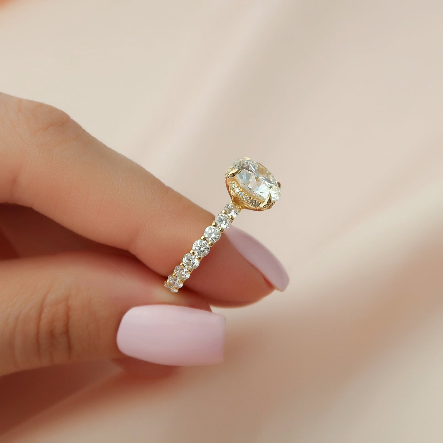 2.50CT Round Cut Moissanite Diamond Pave Engagement Ring