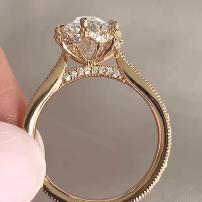 Vintage Oval Cut Moissanite Engagement Ring with Filigree Engraved Band