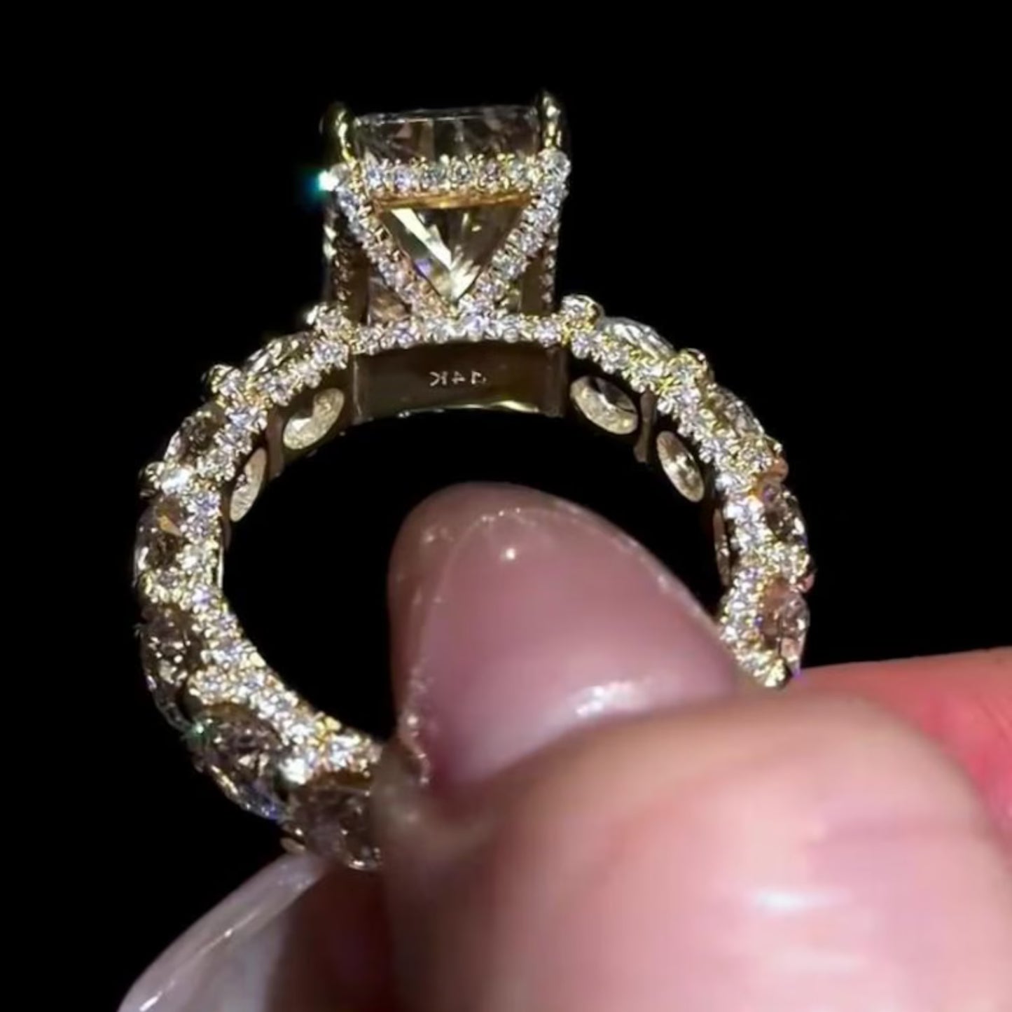 Unique 4CT Radiant Cut Diamond Moissanite Engagement Ring 14K Yellow gold Vintage Wedding Ring Promise Anniversary Bridal Gift for Her