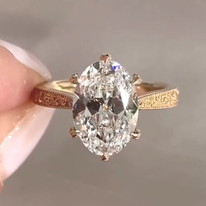 Vintage Oval Cut Moissanite Engagement Ring with Filigree Engraved Band