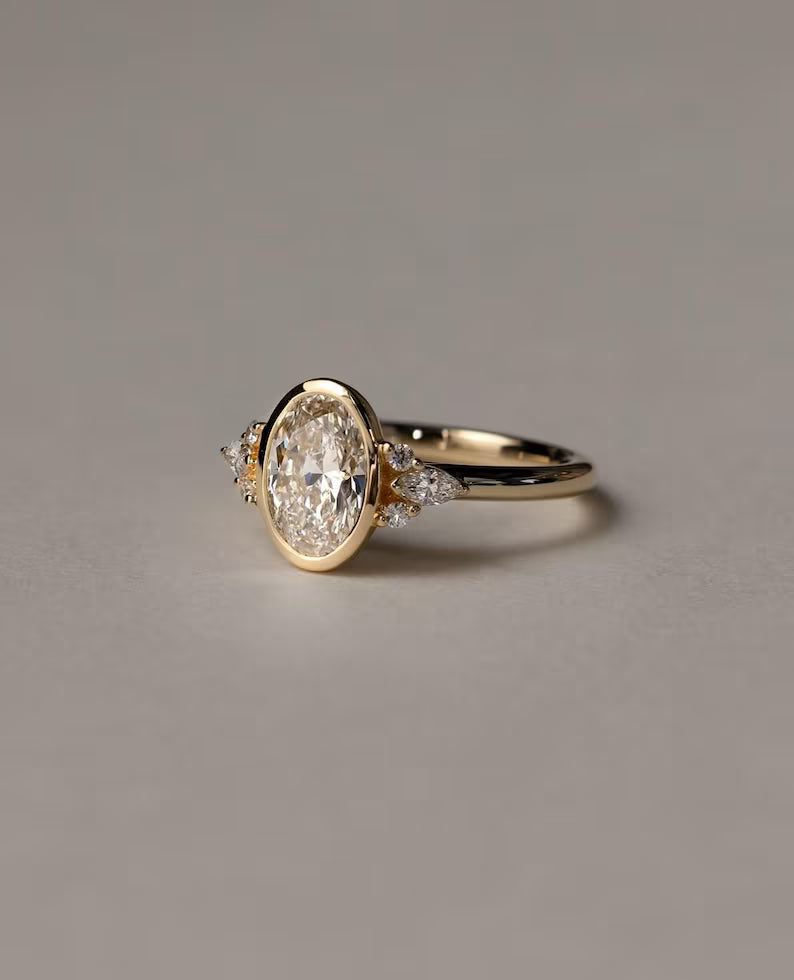 2 CT Oval Cut Moissanite Engagement Ring