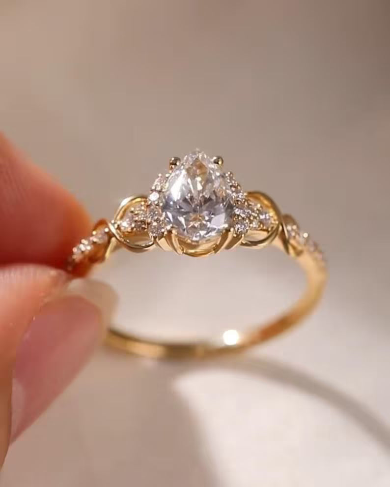 Pear Moissanite Crown Engagement Ring Twisted Band Wedding Set