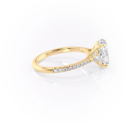 1.50 CT Oval Cut Three Stone Moissanite Diamond Engagement Ring